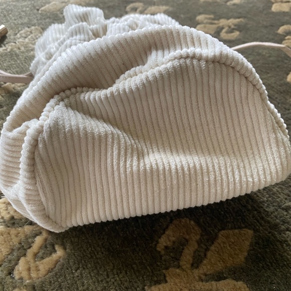 TEN over TEN mini corduroy bag. - Picture 3 of 5